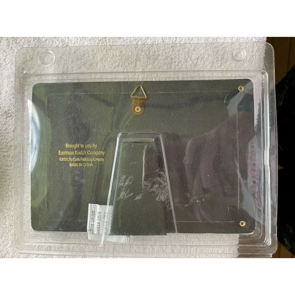 Kodak Norman Rockwell Holiday Memories 2000 Collectible Photo Frame-New